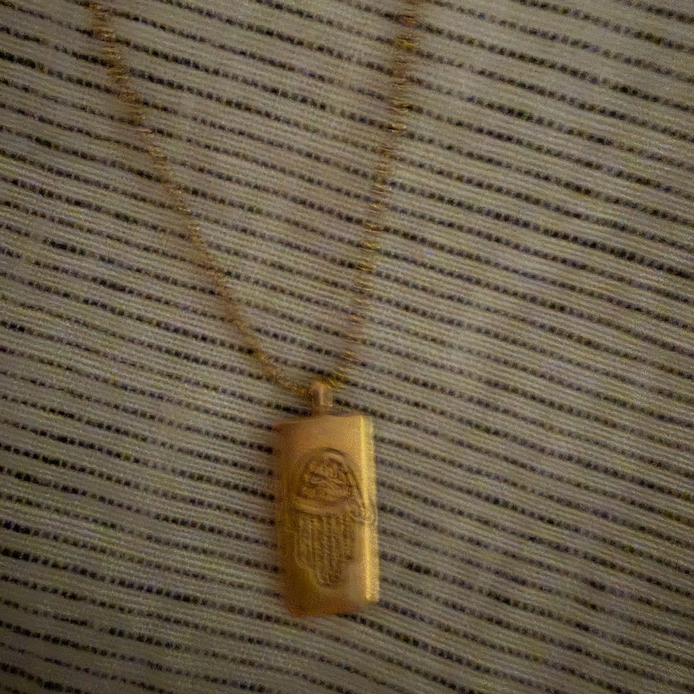 Satya Jewelry Gold Hamsa Rectangle Pendant Necklace - Picture 2 of 5